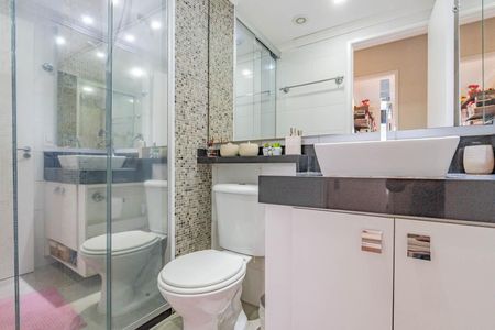 Apartamento à venda com 53m², 2 quartos e 1 vagaBanheiro Social