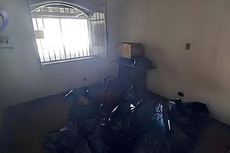 Casa à venda com 152m², 2 quartos e 4 vagas