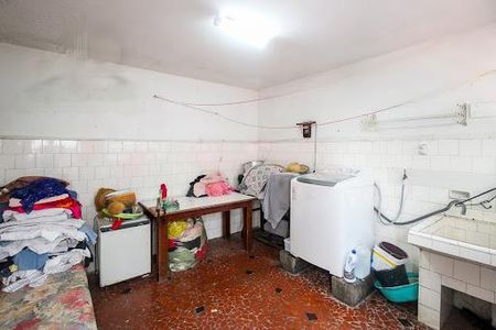 Casa à venda com 220m², 3 quartos e 4 vagas