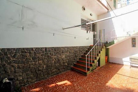 Casa à venda com 220m², 3 quartos e 4 vagas