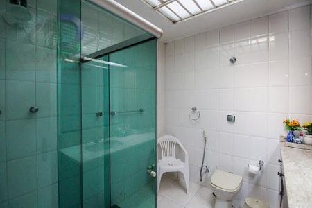 Casa à venda com 220m², 3 quartos e 4 vagas