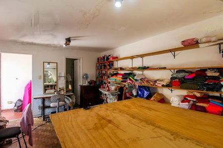 Casa à venda com 220m², 3 quartos e 4 vagas