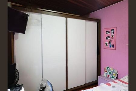 Casa à venda com 80m², 2 quartos e sem vaga