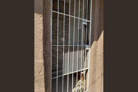 Casa à venda com 80m², 2 quartos e sem vaga