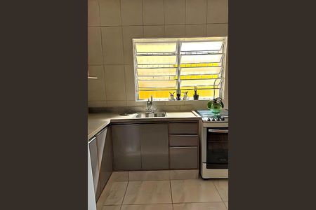 Casa à venda com 167m², 2 quartos e 3 vagas