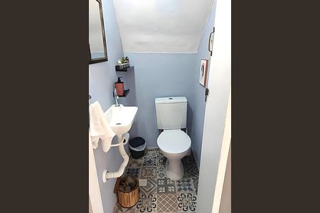 Casa à venda com 167m², 2 quartos e 3 vagas
