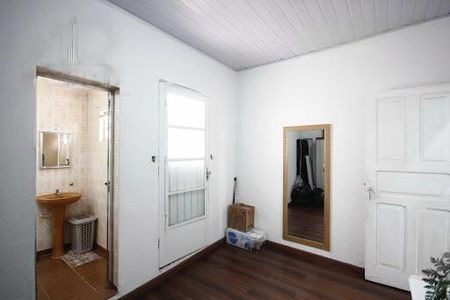 Casa à venda com 82m², 2 quartos e 1 vaga