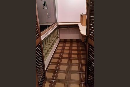 Casa à venda com 337m², 3 quartos e 2 vagas