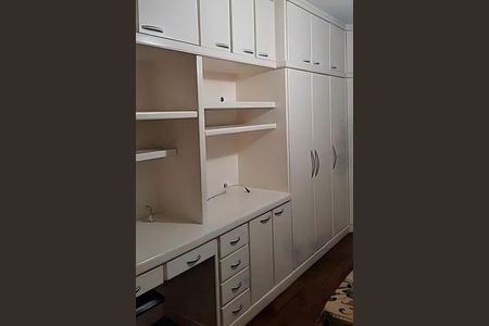 Casa à venda com 337m², 3 quartos e 2 vagas