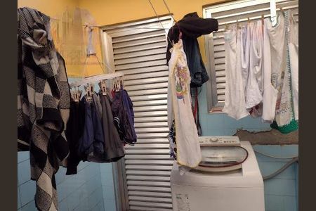 Casa à venda com 130m², 2 quartos e 1 vaga
