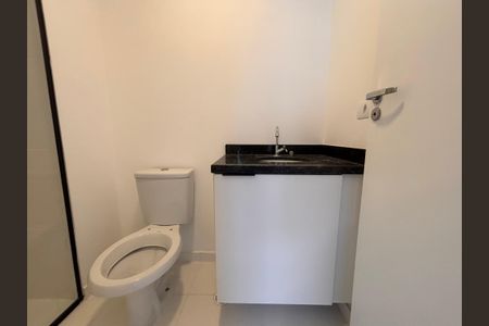 Apartamento para alugar com 43m², 1 quarto e sem vaga Apartamento para alugar com 43m², 1 quarto e sem vagaBanheiro da Suíte