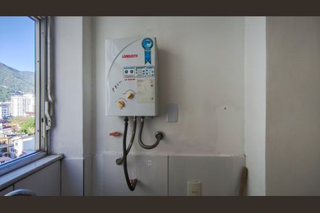 Apartamento à venda com 45m², 1 quarto e sem vaga Apartamento à venda com 45m², 1 quarto e sem vagaCozinha e Área de Serviço