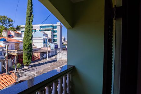 Casa à venda com 267m², 3 quartos e 6 vagas Casa à venda com 267m², 3 quartos e 6 vagasVaranda do Quarto 1