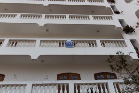 Apartamento à venda com 200m², 3 quartos e 2 vagas Apartamento à venda com 200m², 3 quartos e 2 vagasPlaca
