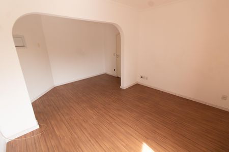 Apartamento à venda com 200m², 3 quartos e 2 vagas Apartamento à venda com 200m², 3 quartos e 2 vagasSuíte
