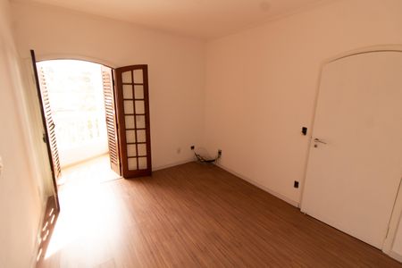 Apartamento à venda com 200m², 3 quartos e 2 vagas Apartamento à venda com 200m², 3 quartos e 2 vagasQuarto 1