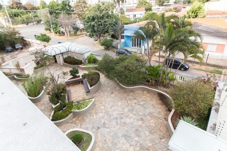 Apartamento à venda com 200m², 3 quartos e 2 vagas Apartamento à venda com 200m², 3 quartos e 2 vagasVista da Varanda