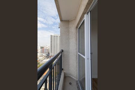 Apartamento à venda com 36m², 2 quartos e 1 vaga Apartamento à venda com 36m², 2 quartos e 1 vagaSacada