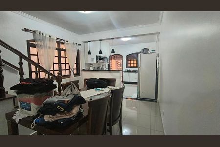 Casa à venda com 186m², 3 quartos e 2 vagas
