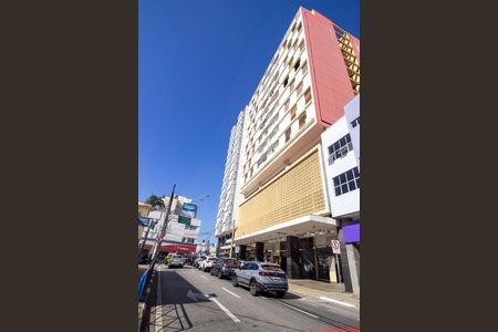 Apartamento para alugar com 90m², 2 quartos e 1 vagaFachada