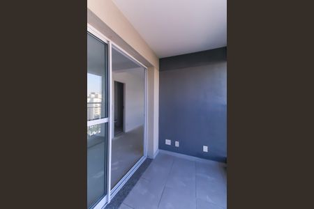 Apartamento à venda com 31m², 1 quarto e sem vaga Apartamento à venda com 31m², 1 quarto e sem vagaVaranda