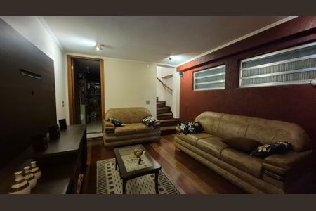 Casa à venda com 221m², 3 quartos e 2 vagas Casa à venda com 221m², 3 quartos e 2 vagasEdicula