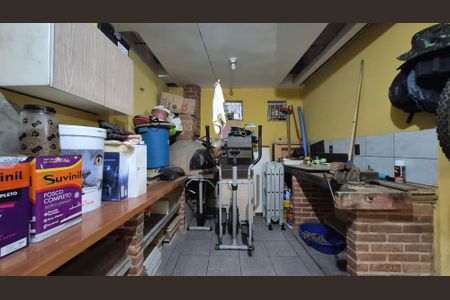 Casa à venda com 221m², 3 quartos e 2 vagas Casa à venda com 221m², 3 quartos e 2 vagasÁrea comum