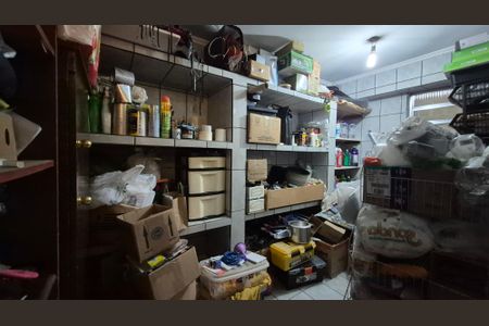 Casa à venda com 221m², 3 quartos e 2 vagas Casa à venda com 221m², 3 quartos e 2 vagasEdicula