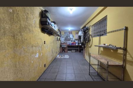 Casa à venda com 221m², 3 quartos e 2 vagas Casa à venda com 221m², 3 quartos e 2 vagasÁrea comum