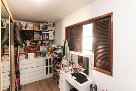Casa à venda com 134m², 4 quartos e 2 vagas Casa à venda com 134m², 4 quartos e 2 vagasQuarto 2