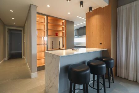 Apartamento à venda com 129m², 3 quartos e 2 vagasCozinha