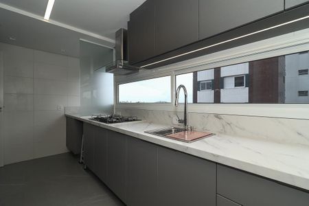 Apartamento à venda com 129m², 3 quartos e 2 vagasCozinha