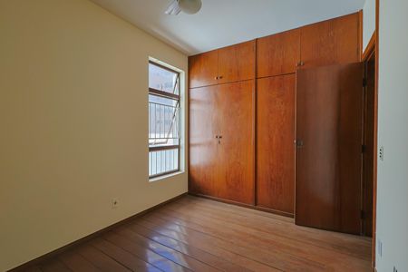 Apartamento à venda com 140m², 3 quartos e 2 vagasSuíte 3