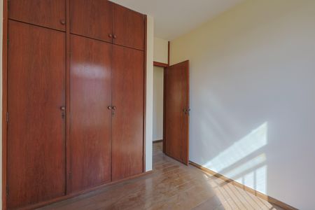 Apartamento à venda com 140m², 3 quartos e 2 vagasQuarto 1