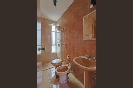 Apartamento à venda com 140m², 3 quartos e 2 vagasBanheiro