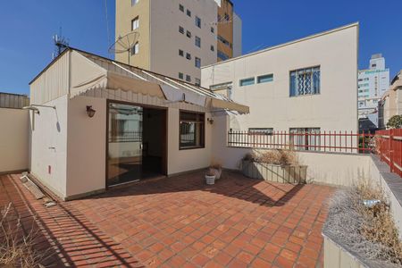 Apartamento à venda com 140m², 3 quartos e 2 vagasCobertura