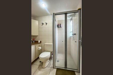 Apartamento à venda com 48m², 2 quartos e 1 vaga Apartamento à venda com 48m², 2 quartos e 1 vagaBanheiro