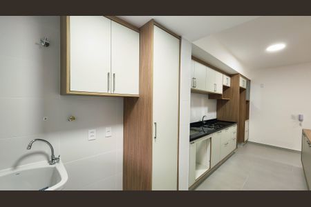 Apartamento à venda com 112m², 2 quartos e 2 vagas Apartamento à venda com 112m², 2 quartos e 2 vagasCozinha e Área de Serviço