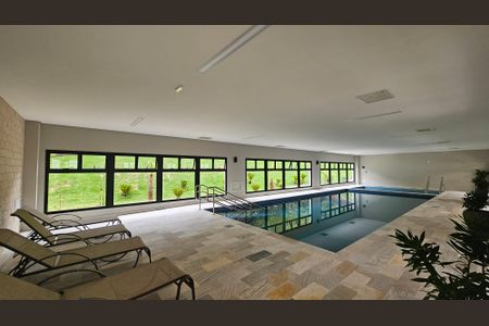 Apartamento à venda com 112m², 2 quartos e 2 vagas Apartamento à venda com 112m², 2 quartos e 2 vagasÁrea comum - Piscina Coberta