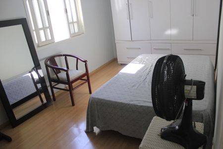 Casa à venda com 306m², 5 quartos e 3 vagasSuite 4