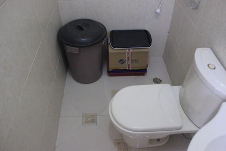 Casa à venda com 306m², 5 quartos e 3 vagasBanheiro da Suíte 1