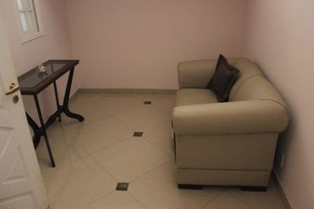 Casa à venda com 306m², 5 quartos e 3 vagasRall de entrada do imóvel