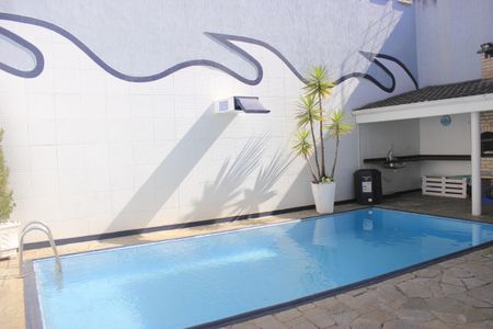 Casa à venda com 306m², 5 quartos e 3 vagasEspaço Gourmet com Piscina
