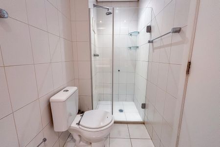 Apartamento à venda com 88m², 2 quartos e 2 vagas Apartamento à venda com 88m², 2 quartos e 2 vagasBanheiro da Suíte