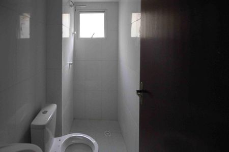Apartamento à venda com 45m², 2 quartos e sem vaga Apartamento à venda com 45m², 2 quartos e sem vagaBanheiro