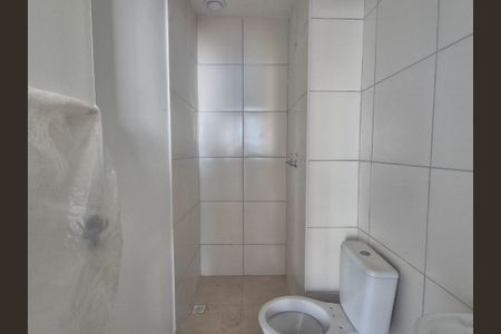 Apartamento à venda com 35m², 2 quartos e sem vagaBanheiro