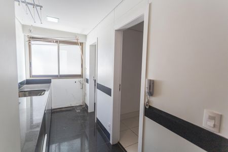 Apartamento à venda com 392m², 4 quartos e 5 vagas Apartamento à venda com 392m², 4 quartos e 5 vagasÁrea de Serviço