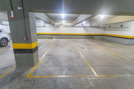 Apartamento à venda com 392m², 4 quartos e 5 vagas Apartamento à venda com 392m², 4 quartos e 5 vagasGaragem