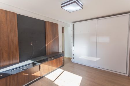 Apartamento à venda com 392m², 4 quartos e 5 vagas Apartamento à venda com 392m², 4 quartos e 5 vagasSuíte 1