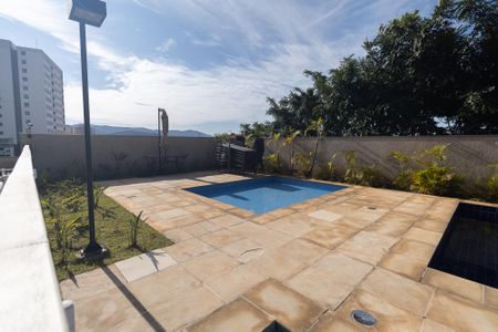 Apartamento para alugar com 53m², 2 quartos e 1 vagaÁrea comum - Piscina